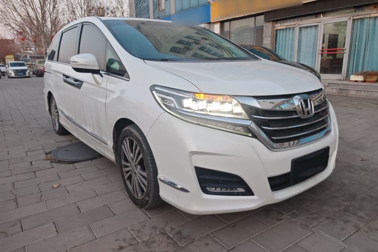 Used Honda Elysion 2016 2.4L Luxury Edition
