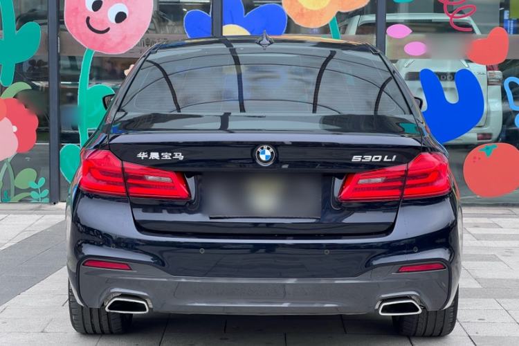 Used BMW 5 Series 2018 Restyled 530Li Leading Edition M Sport Package
