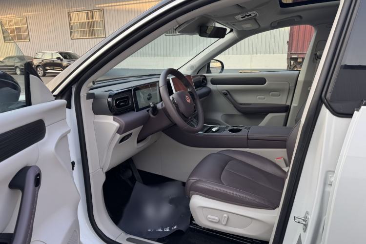 Used Leapmotor C11 2024 All-Electric 580 Luxury Edition
