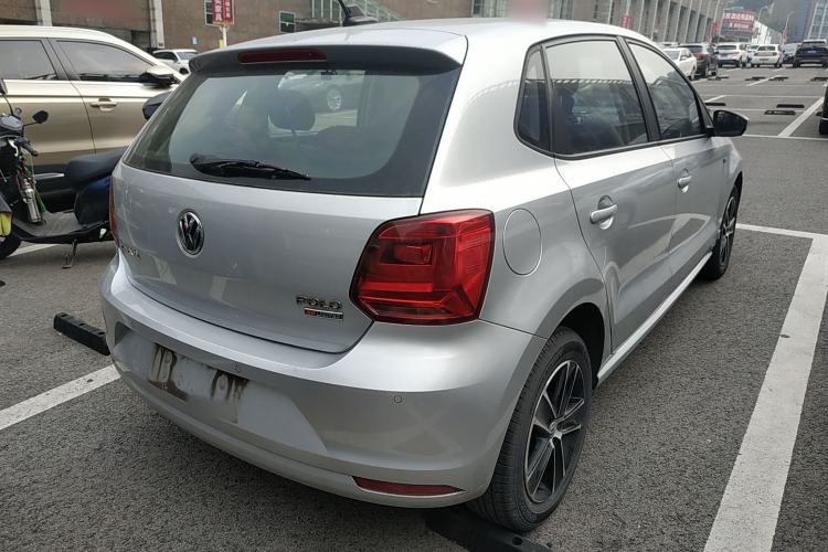 Used Volkswagen Polo 2014 1.6L Automatic Comfort Edition