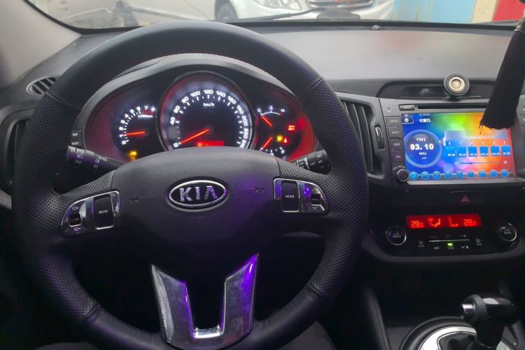 Used Kia Sportage R 2014 2.0L Automatic Two-Wheel Drive GLS Trim
