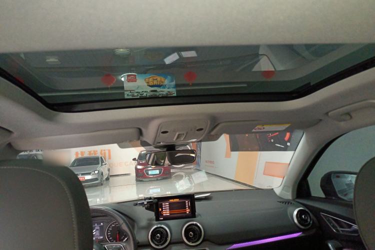 Used Audi Q2L 2022 35 TFSI Fashionable and Elegant Model
