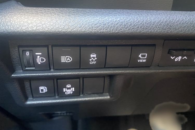 Used Toyota Sienna 2024 2.5L Hybrid Prestige Deluxe Edition
