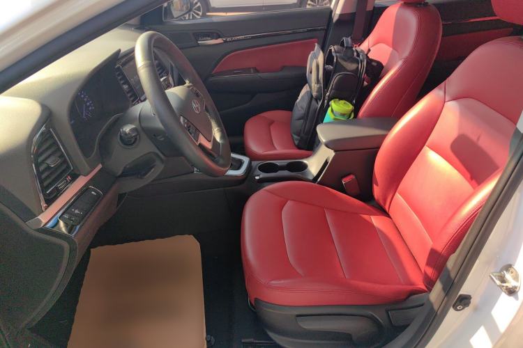 Used Hyundai Elantra 2016 1.6L Automatic ZhiXuan – Elite Version
