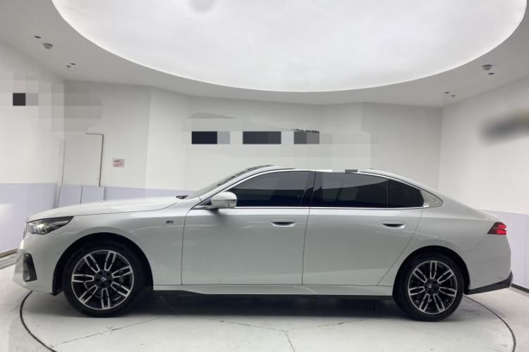 Used BMW 5 Series 2024 530Li Leading Model M Sport Package
