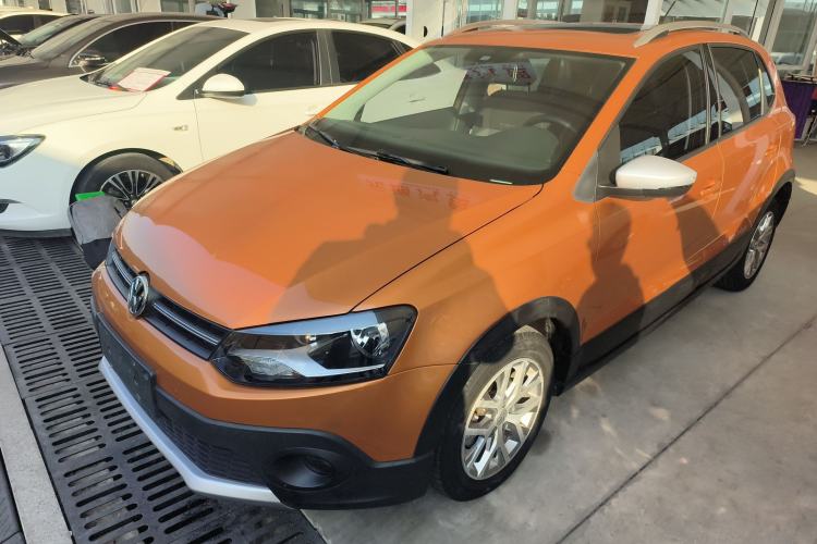 Used Volkswagen Polo 2016 1.6L Cross Polo Automatic