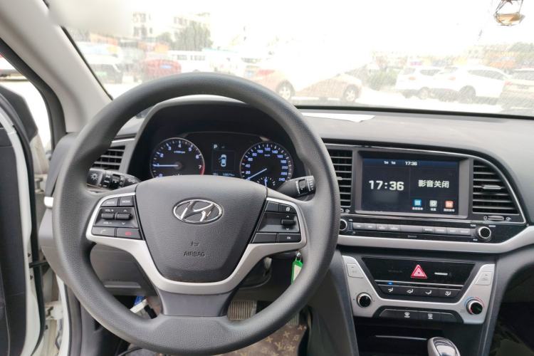 Used Hyundai Elantra 2016 1.6L Automatic ZhiXuan – Elite Version