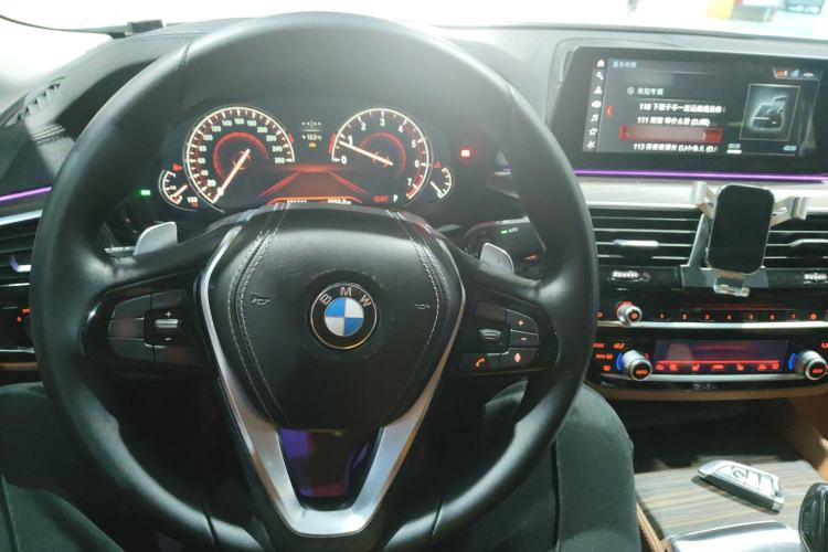 Used BMW 5 Series 2018 530Li Luxury Edition Premium Package
