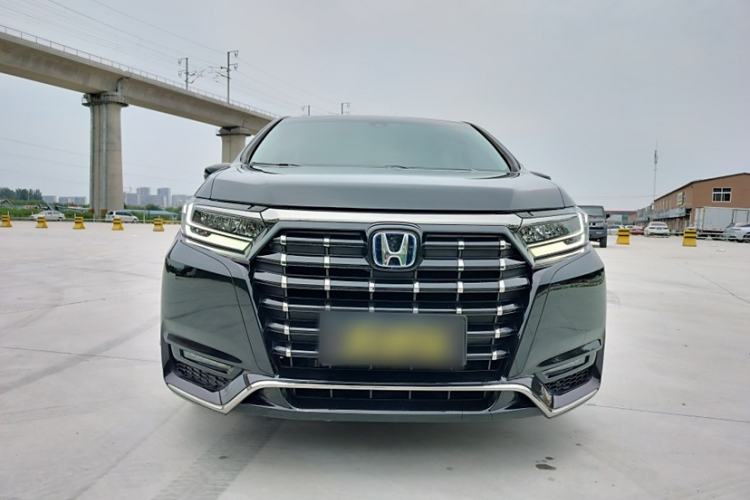 Used Honda Elysion 2022 2.0L eHEV Luxury First Edition
