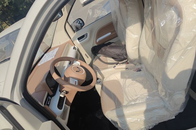 Used Wuling Hongguang MINIEV 2024 3rd Generation 215km Youth Edition
