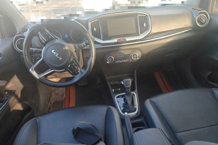 Used Kia kx1 Stonic 2021 1.4L CVT Fun & Sunroof Model
