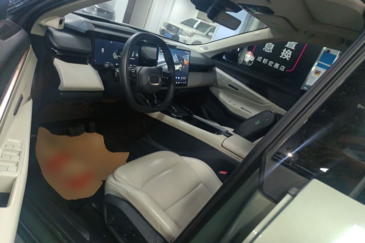 Used Lynk & Co 08 EM-P 2023 220km All-Wheel-Drive Performance Halo
