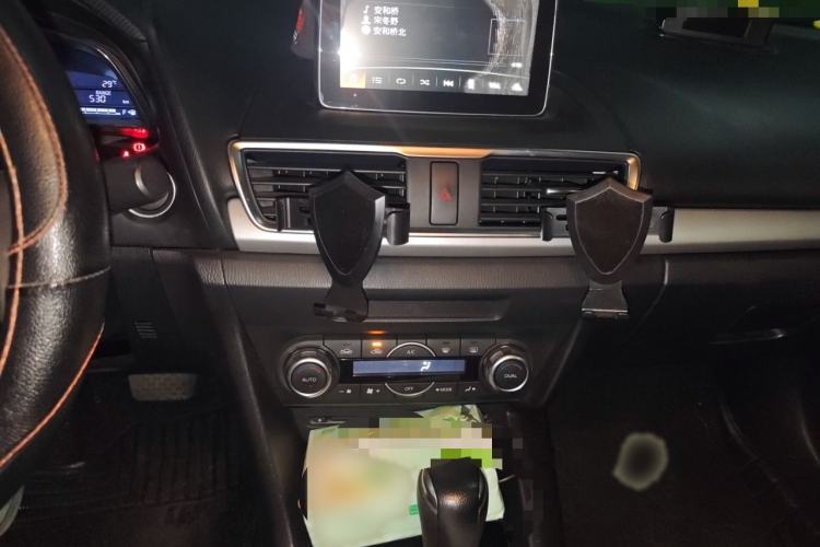 Used Mazda Mazda 3 Axela 2016 Sedan 1.5L Automatic Luxury Model