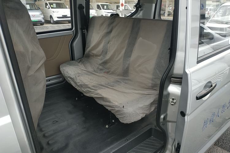 Used Kuayue Kuayue Xing V3 2023 1.5L Gasoline Standard Model 5-Seater Passenger Vehicle