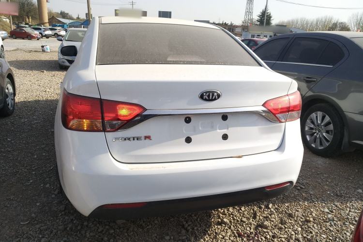 Used Kia Forte 2014 1.6L MT GL