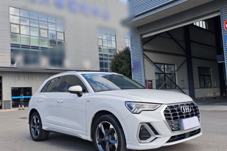 Used Audi Q3 2019 35 TFSI Fashion Dynamic Model