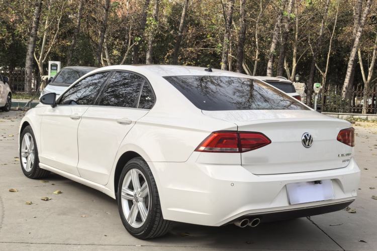 Used Volkswagen Lamando 2018 280TSI DSG Comfort Edition
