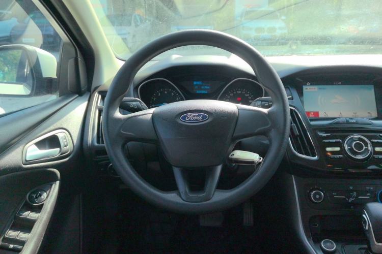 Used Ford Focus 2017 Hatchback 1.6L Automatic Comfort Plus SmartDrive Edition
