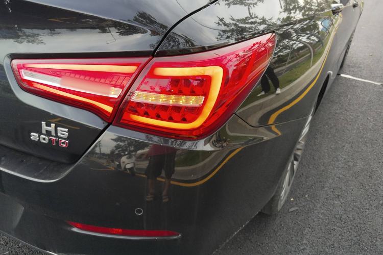 Used Hongqi H5 2019 30TD Smart Connect Enjoy Edition
