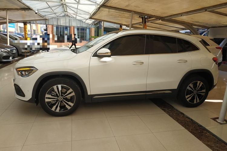 Used Mercedes-Benz GLA 2023 GLA 220
