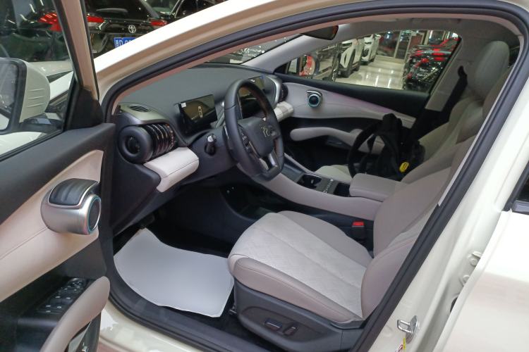 Used BYD Yuan PLUS 2025 Intelligent Driving Version 510 KM Beyond-Grade Edition
