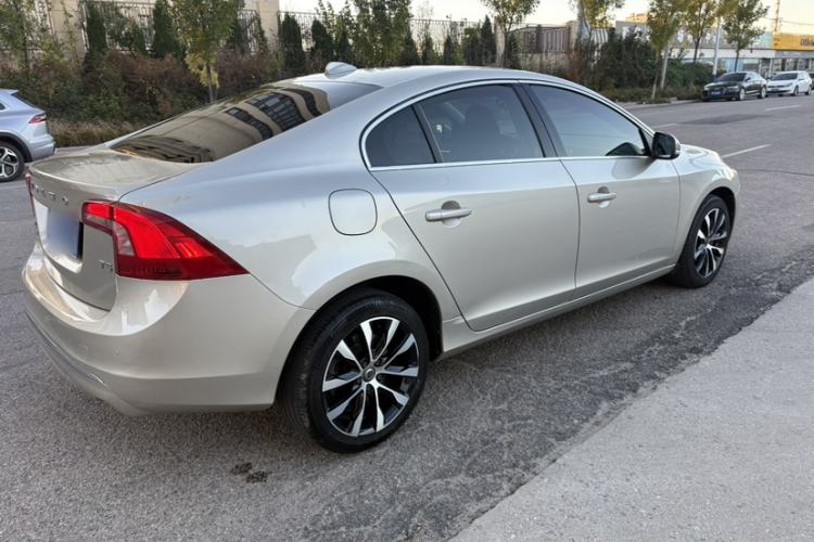 Used Volvo S60 2019 S60L Facelift T5 Intelligent Advanced Edition

