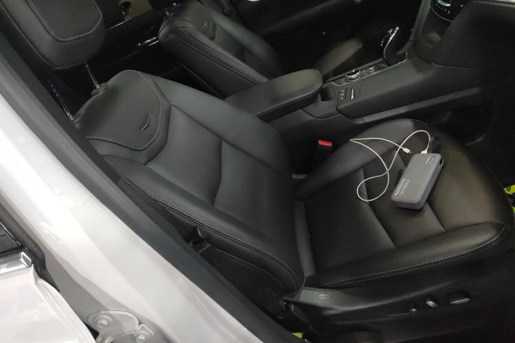 Used Cadillac XT5 2022 2.0T Two-Wheel Drive Luxury Version
