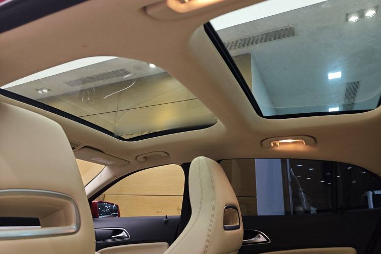 Used Mercedes-Benz GLA 2016 GLA 200 Fashion Model
