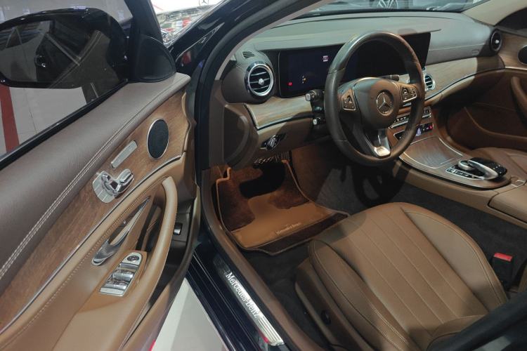 Used Mercedes-Benz E-Class 2018 Facelifted E 300 L Stylish Version
