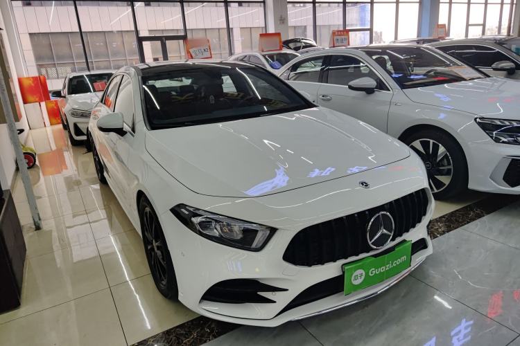 Used Mercedes-Benz A-Class 2021 A 200 L Sport Sedan Fashion Model
