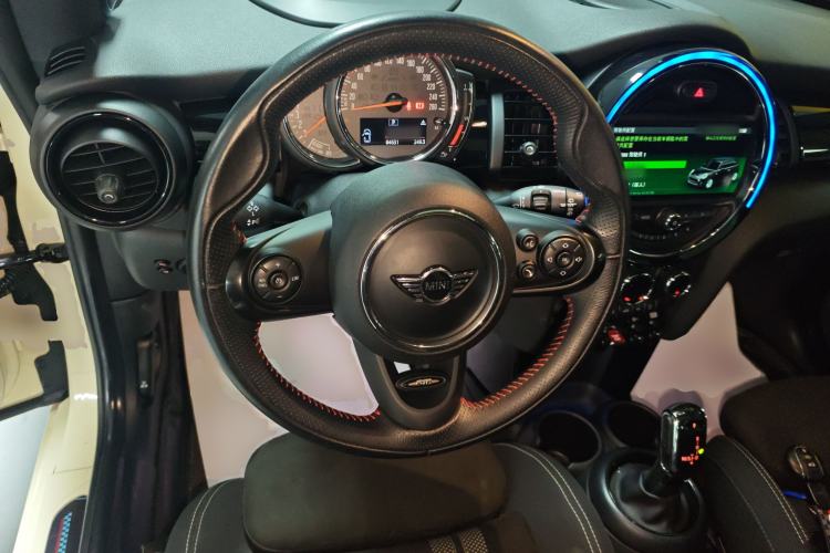 Used  MINI 2018 1.5T COOPER Racing Driver
