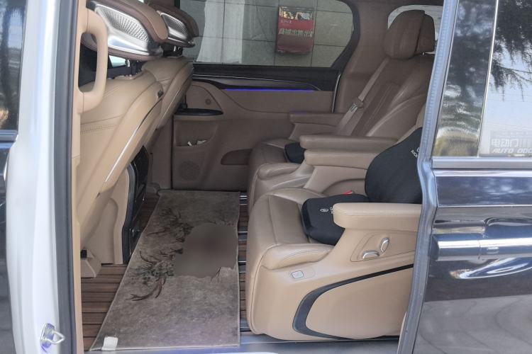 Used Buick GL8 2020 ES Land Cruiser 653T Luxury Model
