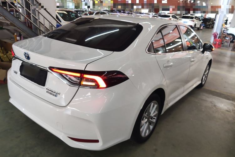 Used Toyota Corolla 2021 Dual-Motor 1.8L E-CVT Elite Edition
