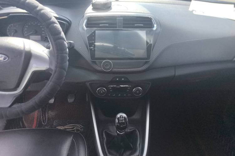 Used Ford Escort 2015 1.5L Manual Fashion Edition