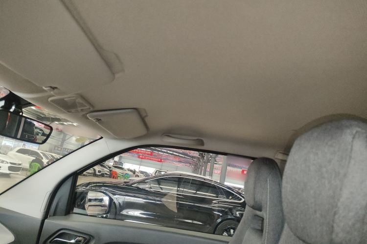 Used Wuling Hongguang MINIEV 2022 Macaron Premium Model – Lithium Iron Phosphate
