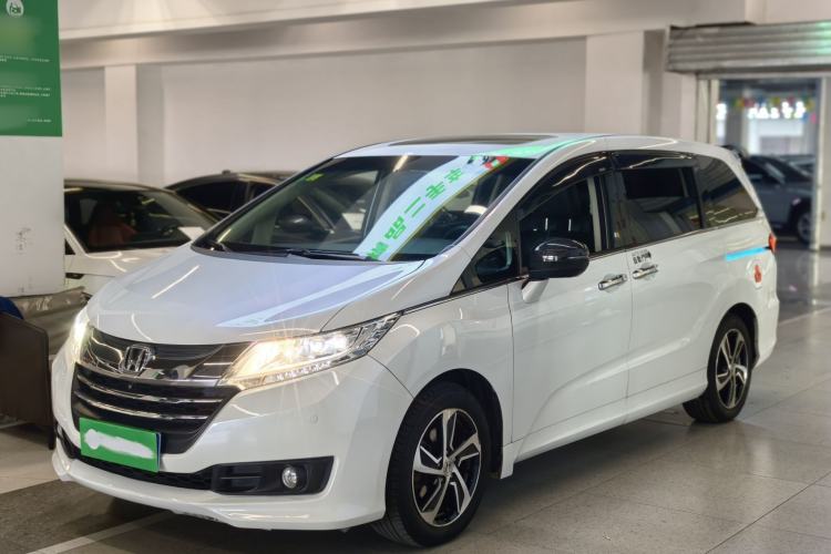 Used Honda Odyssey 2015 2.4L Supreme Edition
