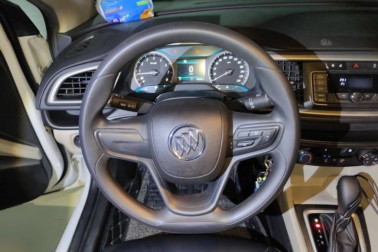 Used Buick GT 2017 15N Automatic Elite Version
