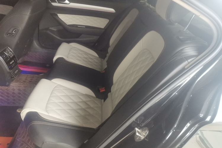 Used Volkswagen Magotan 2023 2 Million Units Commemorative Edition 330TSI DSG Luxury Version