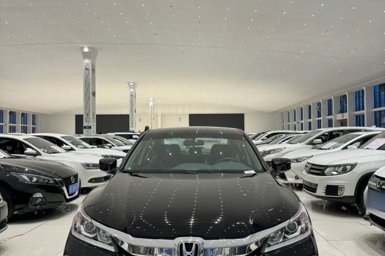 Used Honda Accord 2016 2.0L Elite Edition
