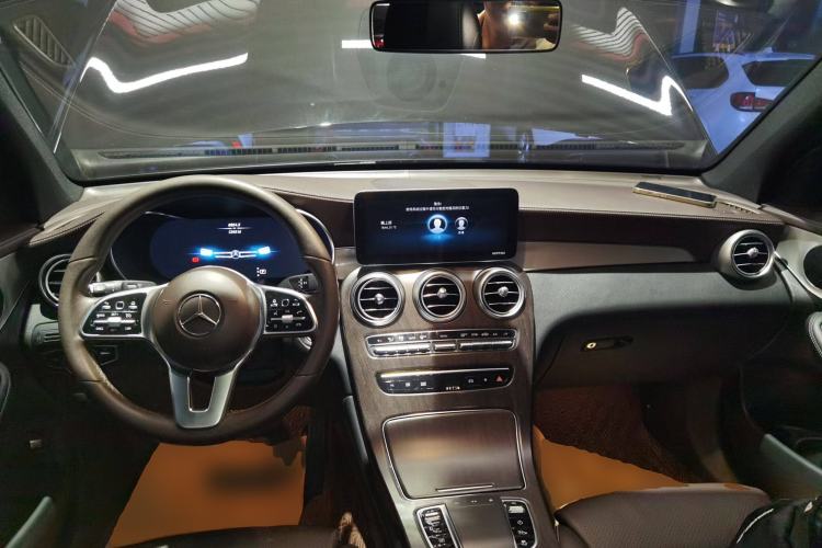 Used Mercedes-Benz GLC 2020 Facelifted GLC 260 L 4MATIC Dynamic Edition
