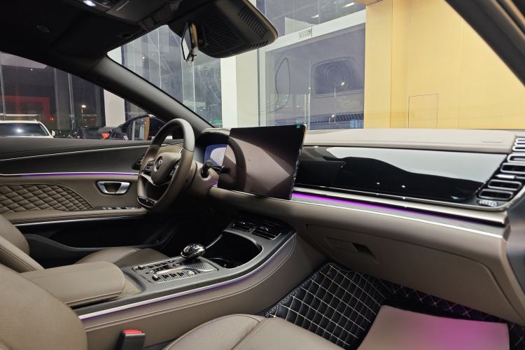 Used BYD Han 2023 DM-i Champion Edition 121KM Prestige Model
