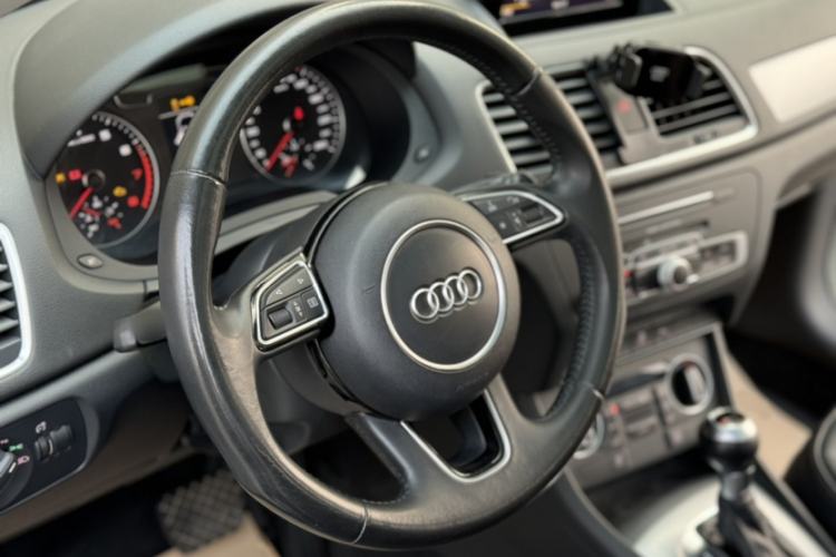 Used Audi Q3 2016 35 TFSI Fashion Model