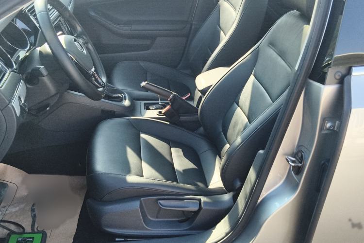 Used Volkswagen Sagitar 2018 1.6L Automatic Comfort Model
