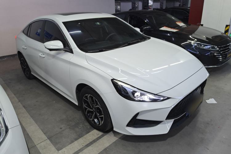 Used MG 5 2021 180 DVVT CVT Youth Luxury Edition
