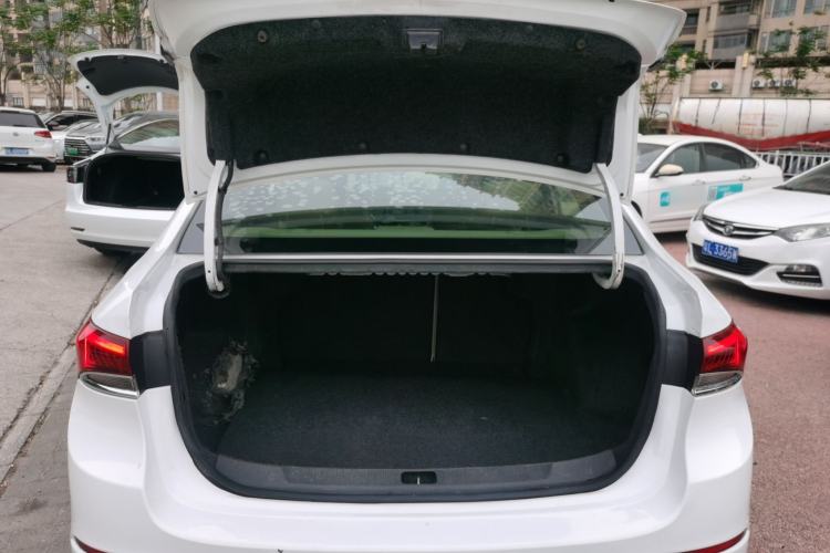 Used Buick GT 2019 15T Dual-Clutch Connected Elite Model China VI