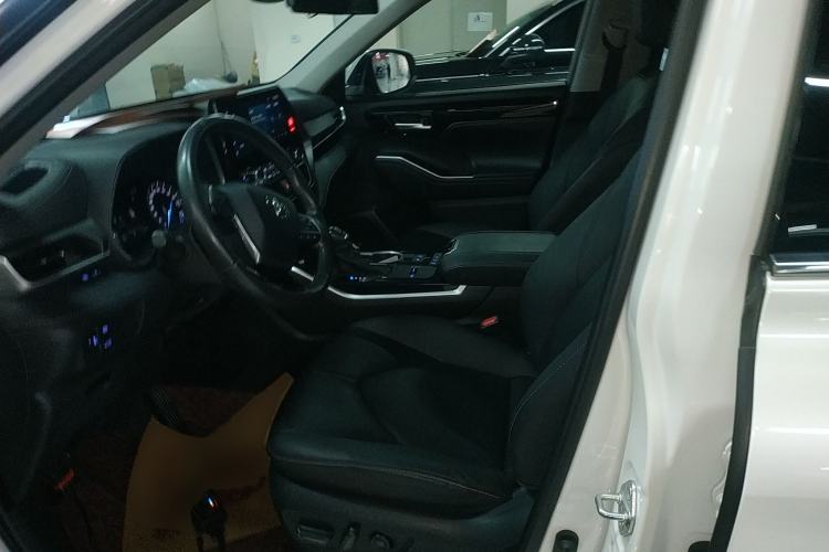 Used Toyota Highlander 2022 Dual-Engine 2.5L Four-Wheel Drive Prestige Version 7 Seats
