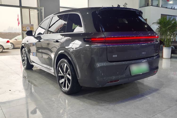 Used Li Auto L8 2023 Pro Model
