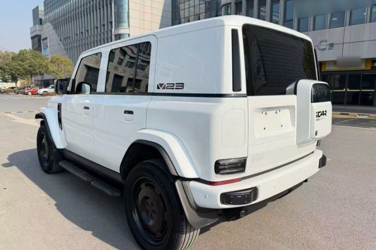 Used  V23 2025 401 Two-Wheel Drive Intelligent Driving Version
