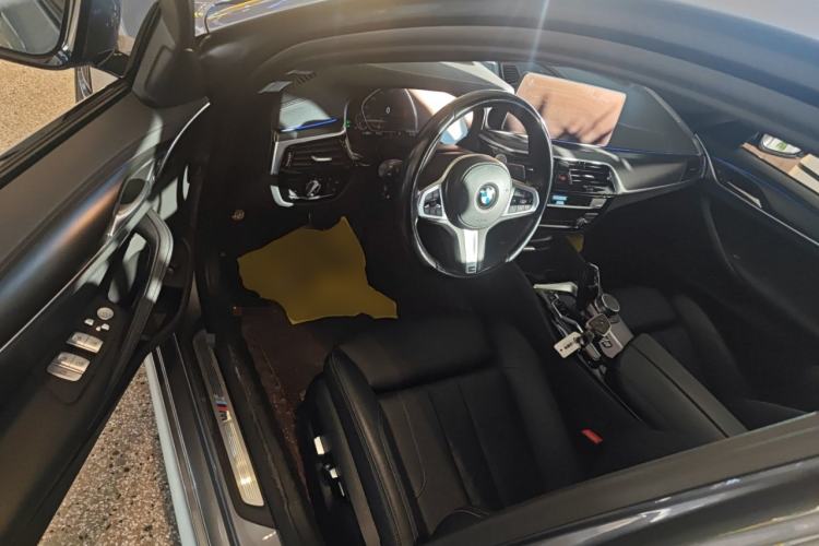 Used BMW 5 Series 2022 Restyled 525i M Sport Package
