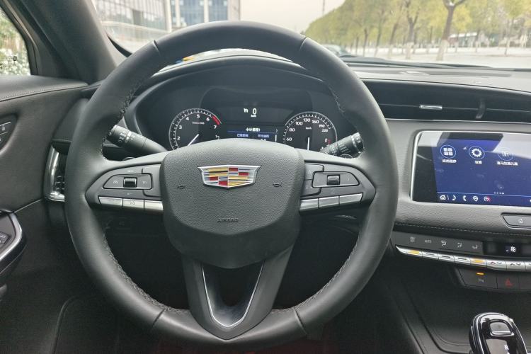 Used Cadillac XT4 2022 28T Two-Wheel Drive Fashion Edition